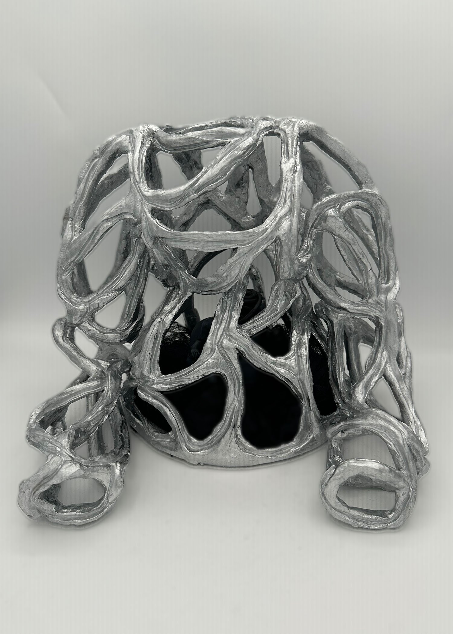 Room-inting — A multi medium ceramics artwork exploring enclosure and form, 2025